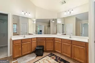 1689 Sentinel View Dr, Lawrenceville, GA 30043 - Photo 17