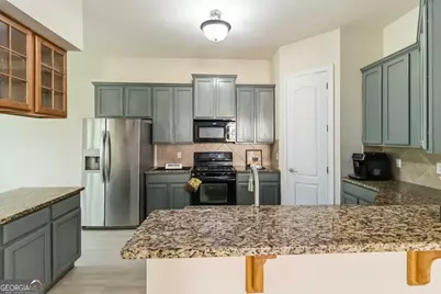 1689 Sentinel View Drive, Lawrenceville, GA 30043 - Photo 11