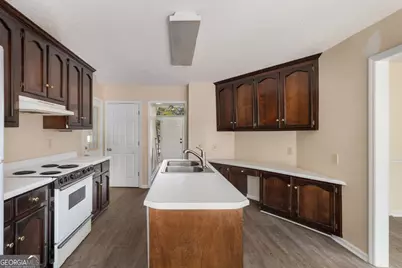 220 Chadwick Circle, Macon, GA 31210 - Photo 9