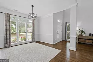 8065 Sandorn Dr, Roswell, GA 30075 - Photo 3
