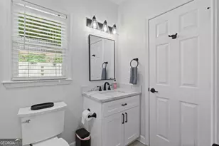 8065 Sandorn Dr, Roswell, GA 30075 - Photo 17