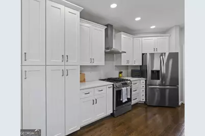 8065 Sandorn Drive, Roswell, GA 30075 - Photo 13