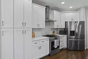 8065 Sandorn Dr, Roswell, GA 30075 - Photo 13