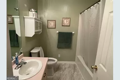 107 Gundy Street, Glennville, GA 30427 - Photo 11