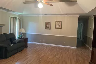 107 Gundy St, Glennville, GA 30427 - Photo 3