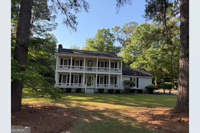 602 Holly Drive, Dublin, GA 31021 - Photo 1