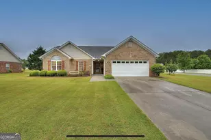 201 Brookstone Dr SW, Calhoun, GA 30701 - Photo 1