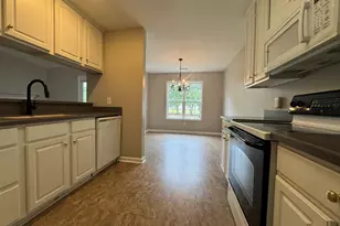 201 Brookstone Dr SW, Calhoun, GA 30701 - Photo 9
