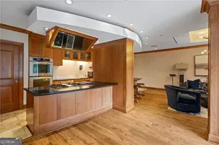3445 Stratford Rd, Atlanta, GA 30326 - Photo 35