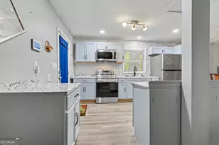 6322 Waikiki Way, Forest Park, GA 30297 - Photo 11