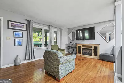 6322 Waikiki Way, Forest Park, GA 30297 - Photo 5