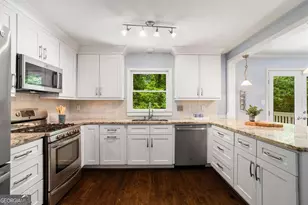 1108 Morningside Pl NE, Atlanta, GA 30306 - Photo 11