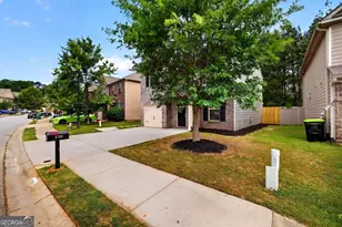 5768 Grande River Rd, Atlanta, GA 30349 - Photo 3