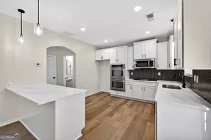 5768 Grande River Rd, Atlanta, GA 30349 - Photo 13