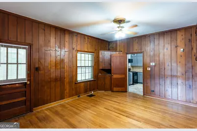 2111 M L King Jr Drive NW, Atlanta, GA 30310 - Photo 7