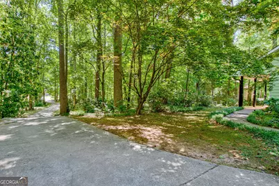 175 Ashley Creek Drive, Newnan, GA 30263 - Photo 9