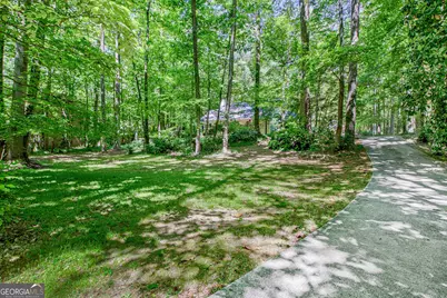 175 Ashley Creek Drive, Newnan, GA 30263 - Photo 3