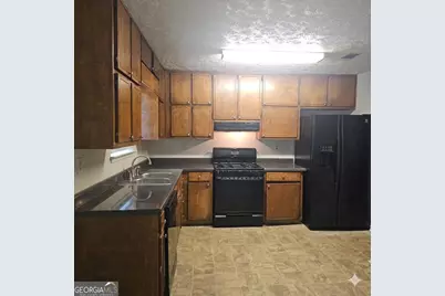 5906 Summerglen Lane, College Park, GA 30349 - Photo 3