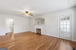 2103 E 37th St, Savannah, GA 31404 - Photo 3