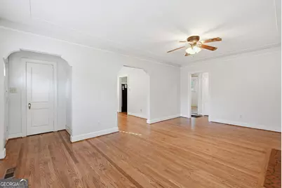 2103 E 37th Street, Savannah, GA 31404 - Photo 5