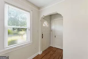 2103 E 37th St, Savannah, GA 31404 - Photo 3