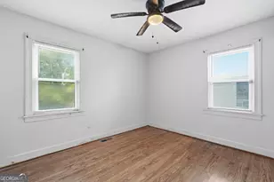 2103 E 37th St, Savannah, GA 31404 - Photo 15