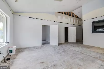 302 W Victory Drive, Savannah, GA 31405 - Photo 45