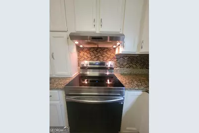 538 Cole Drive SW, Lilburn, GA 30047 - Photo 23