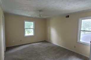 538 Cole Dr SW, Lilburn, GA 30047 - Photo 31