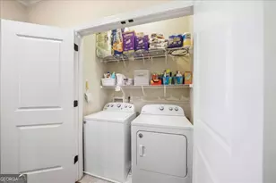 6075 City Walk Ln, Atlanta, GA 30328 - Photo 29