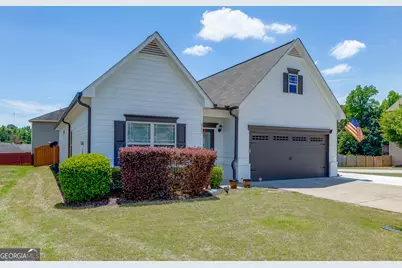 381 Eagles Bluff Way, Hoschton, GA 30548 - Photo 3