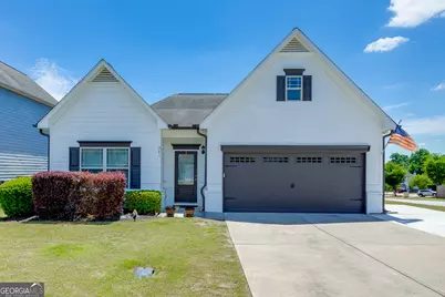 381 Eagles Bluff Way, Hoschton, GA 30548 - Photo 1
