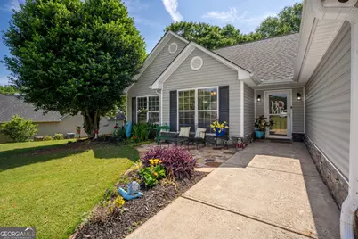 327 Tallassee Lane, Statham, GA 30666 - Photo 5