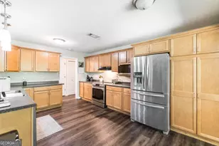 228 Lake Placid Dr, Bonaire, GA 31005 - Photo 11