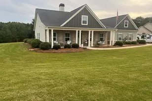 19 Chatham Ct, Williamson, GA 30292 - Photo 1