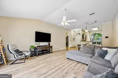 206 Hallowes Drive S, Saint Marys, GA 31558 - Photo 9