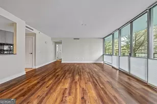 700 Park Regency Pl, Atlanta, GA 30326 - Photo 5