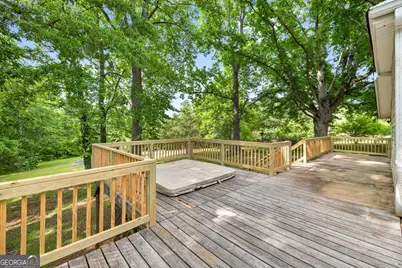 808 Knollwood Drive, Winder, GA 30680 - Photo 7