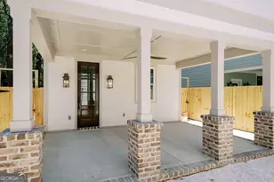 772 E Park Ave, Savannah, GA 31401 - Photo 39