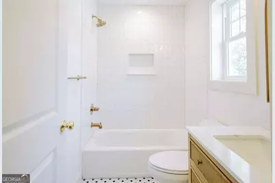 772 E Park Avenue, Savannah, GA 31401 - Photo 49