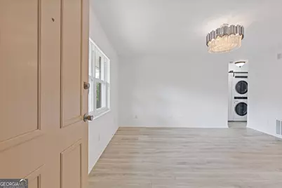 3510 Roswell Road NW #APT C2, Atlanta, GA 30305 - Photo 3