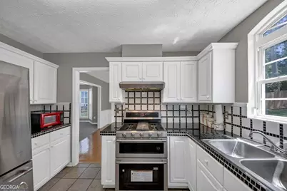 415 Madison Chase Drive, Lawrenceville, GA 30045 - Photo 15