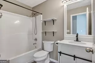 111 Queens Ln, Good Hope, GA 30641 - Photo 33