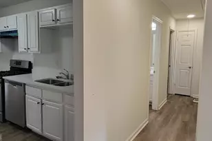 3206 Diamond Blf, Union City, GA 30291 - Photo 11