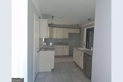 1032 Valley View Road SE, Atlanta, GA 30315 - Photo 5