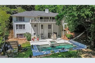 4575 Tall Pines Drive NW, Atlanta, GA 30327 - Photo 11