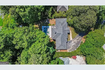 4575 Tall Pines Drive NW, Atlanta, GA 30327 - Photo 25