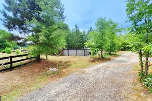 402 Savannah Drive, Mansfield, GA 30055 - Photo 5