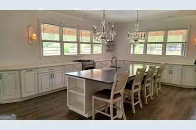 402 Savannah Drive, Mansfield, GA 30055 - Photo 11