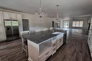 402 Savannah Drive, Mansfield, GA 30055 - Photo 13
